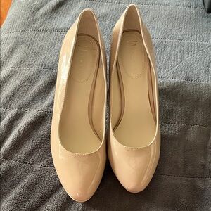 Nickels Women's Nude Heels